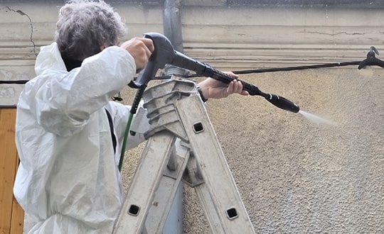 Axom Construction : nettoyage et décapage de façade à Tours, Amboise (37) & Blois (41)